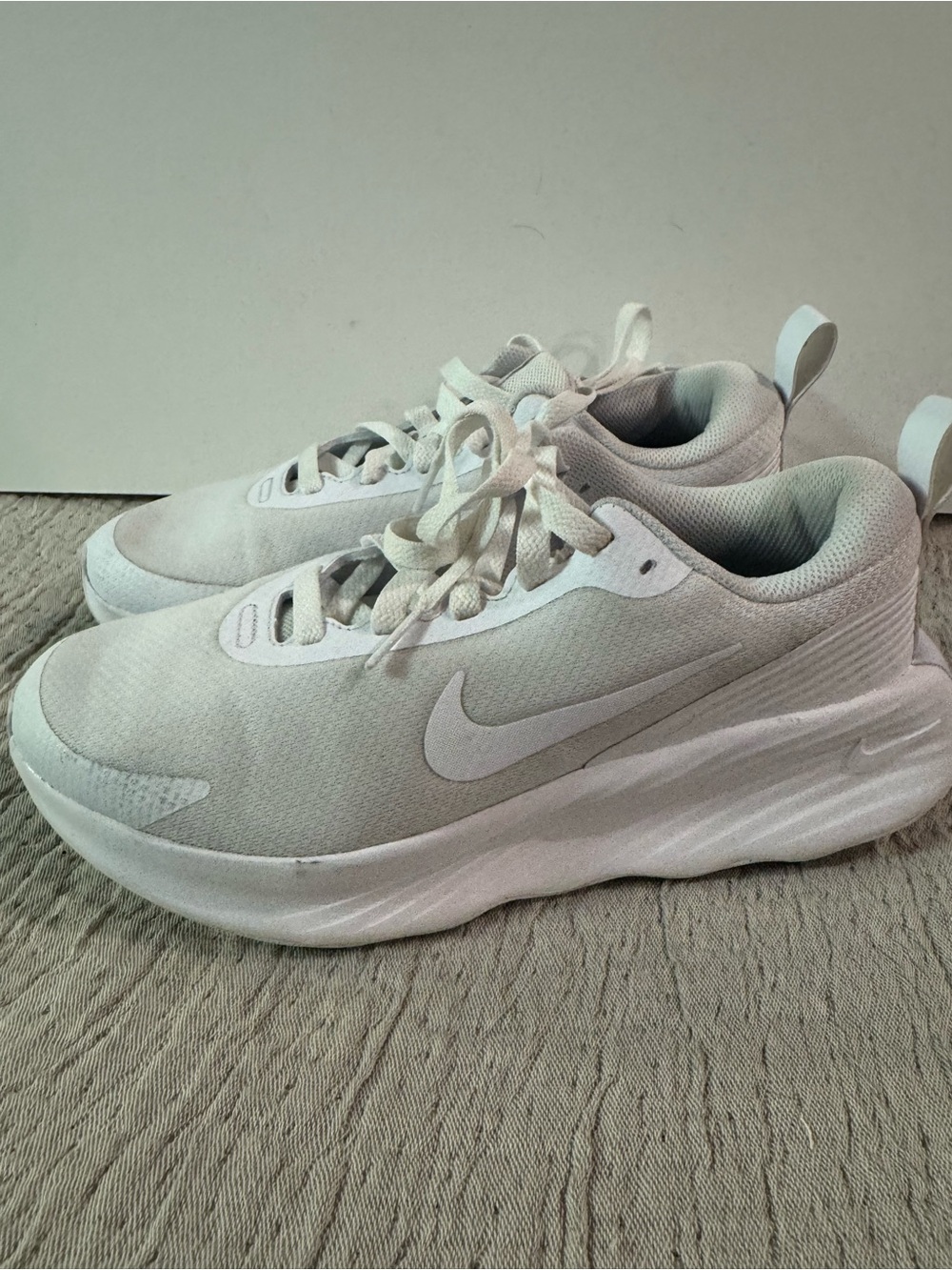 Nike All-White Women’s Size 7.5 Promina Athletic Sneakers